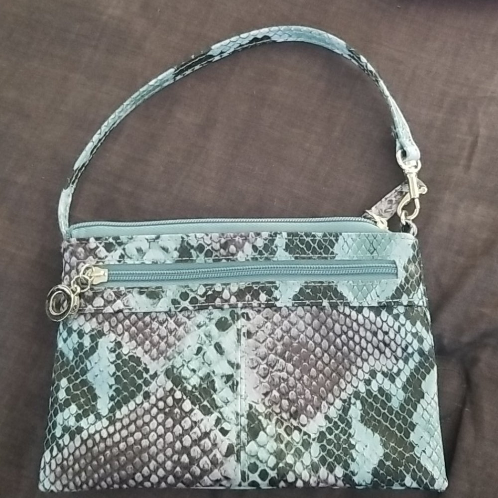 Clutch purse